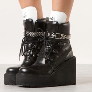 FENTY x PUMA | Chain Platform Wedge | Size 8-8.5